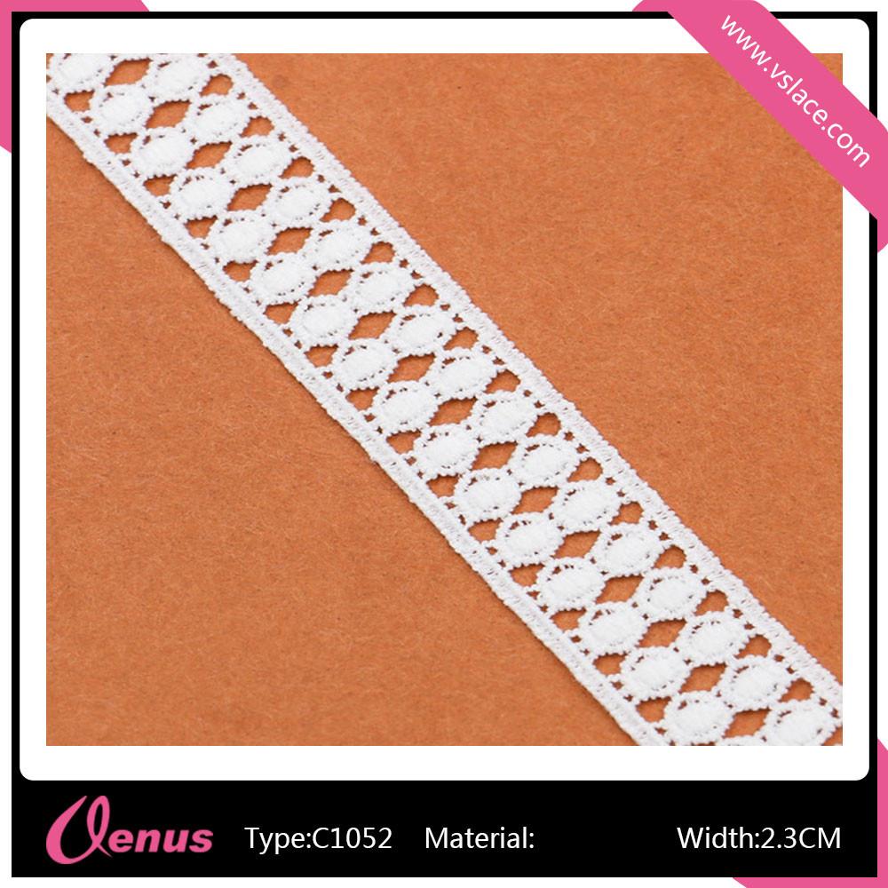 C1052.jpg